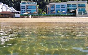 Flat na Praia Grande, Netflix, lindas ilhas e paz.